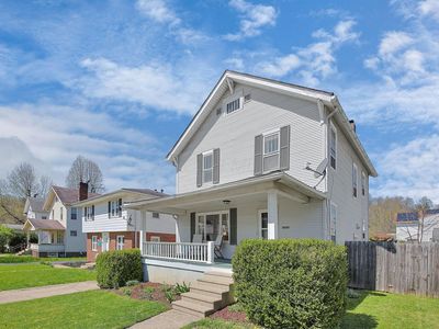 300 E State St
