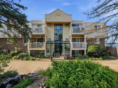 213 E Liberty St APT 11