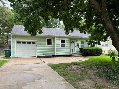 Property at 5427 Briar St, Roeland Park, KS