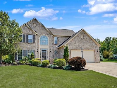 52 Graystone Ln
