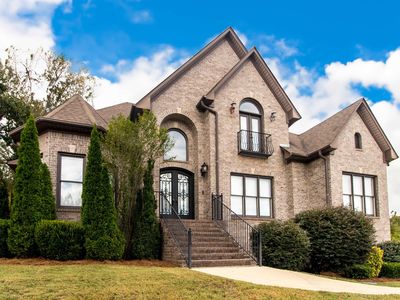 1045 Sterling Lakes Cir