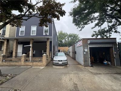 1629 Decatur St