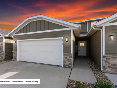 4615 E Whisper Ridge Pl