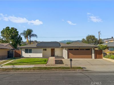 1143 E Juanita Ave