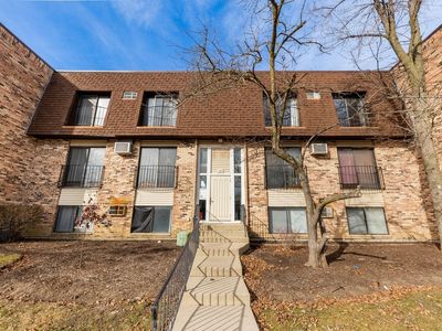 182 Waters Edge Dr APT 301