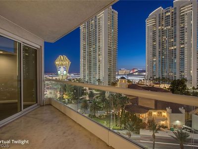 2777 Paradise Rd Unit 801