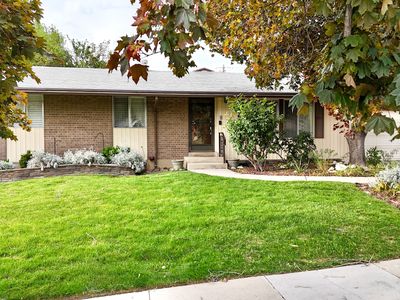 2983 E Banbury Rd