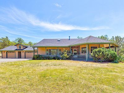 371 Castle Creek Rd