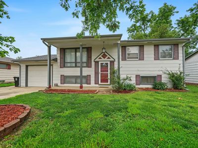 2449 Robin Rd