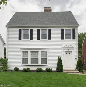 Property at 3695 Strandhill Rd, Shaker Heights, OH