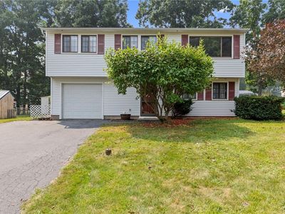 8383 Zenith Dr