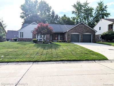 25759 Hunt Club Blvd