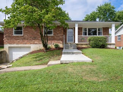 2247 Genevieve Ln