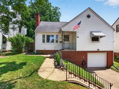 932 Ridge Rd NW