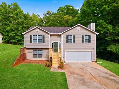Property at 20 Michael Ct, Covington, GA