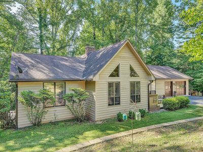 Property at 400 W Beaver Dam Ct, Goodview, VA