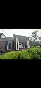 1013 Keith Way