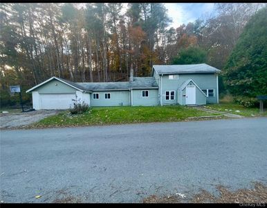 18 McCune Place