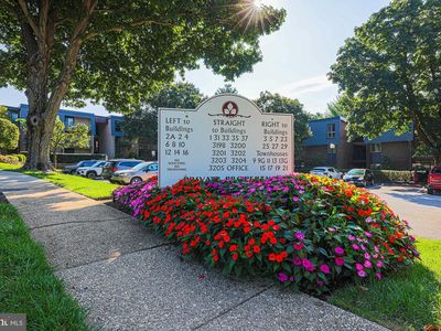 1 Stonehenge Cir APT 1-9