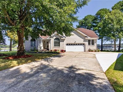 5836 Woodstock Point