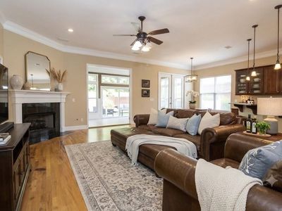 8988 Eagles Ridge Dr