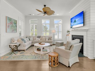 2593 Daniel Island Dr