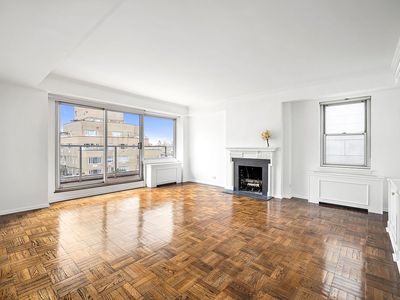 201 E 62nd St APT 19D