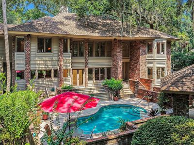 342 Long Cove Dr