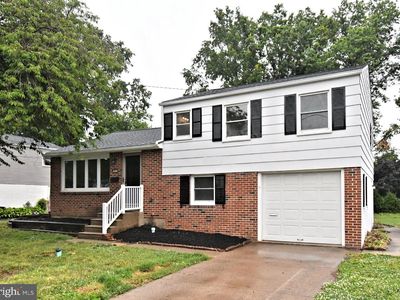 1017 Emerald Ave