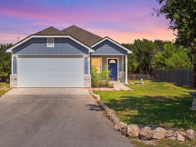 1135 Hedgestone