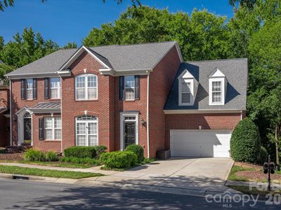 10304 Berkeley Pond Dr