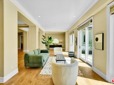 29734 Mulholland Hwy