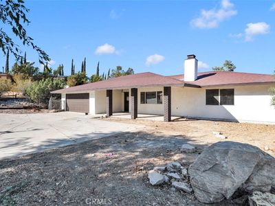 18606 Main St