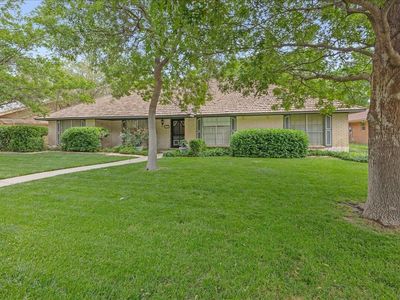 3911 Huntington Dr