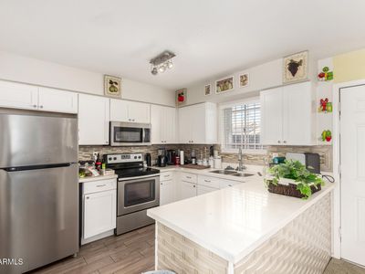406 E PECAN Road