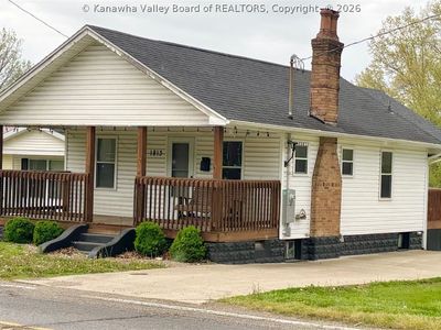 1813 Jefferson Blvd
