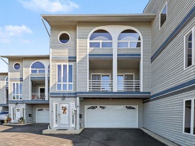 40 Harrison Ave