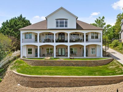 4719 Crestridge Ln NW