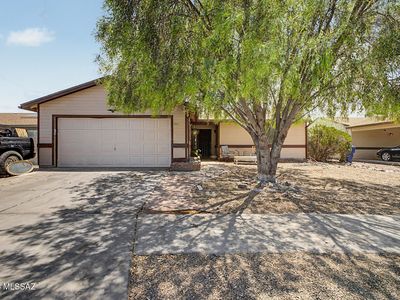 1951 W Cabernet Dr