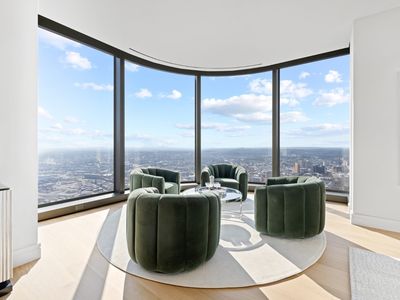 1 Dalton St APT 5803