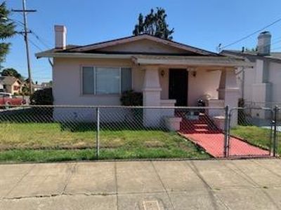 2732 60th Ave
