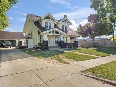 6810 North 42nd STREET