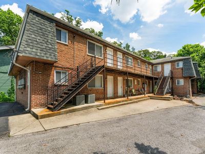 2103 Iuka Ave