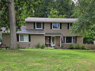 8124 Thornhurst Dr