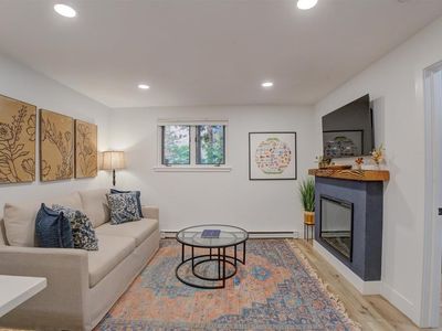 125 W 10th Street #104