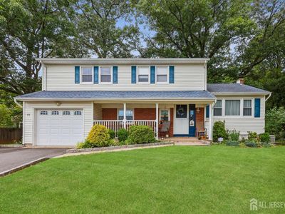 55 Lench Ave