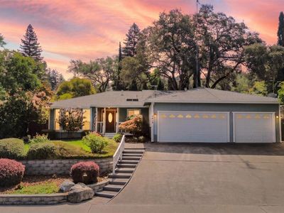 8615 Sandstone Ct