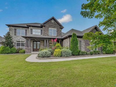 3019 Laurel Cove Way
