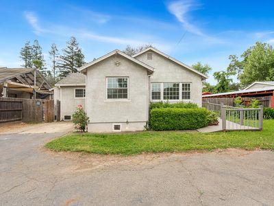 5204 Marconi Ave
