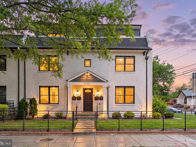 1722 W Virginia Ave NE #2